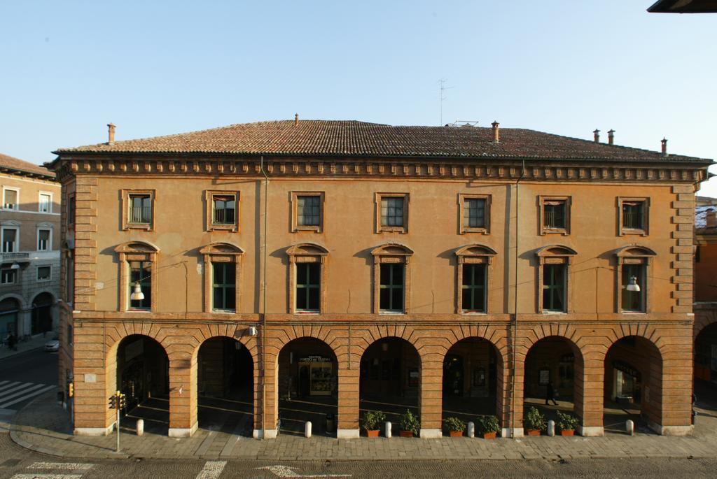 Be Happy Apartamento Ferrara Exterior foto