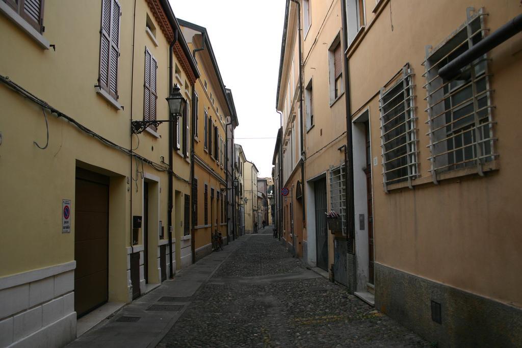 Be Happy Apartamento Ferrara Exterior foto